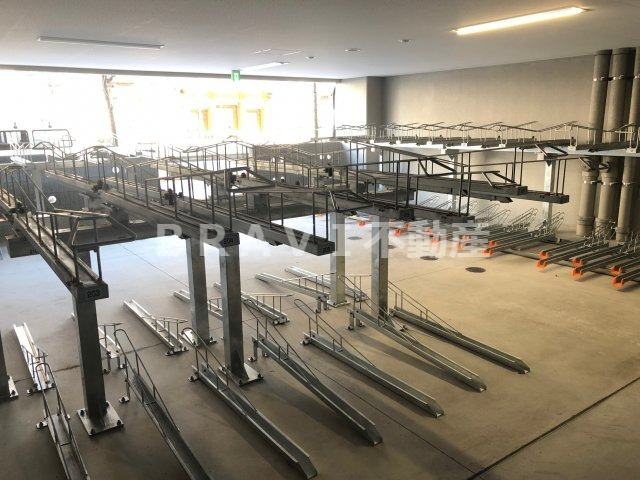 エスリード難波ザ・アーク（エスリード難波ザアーク）　BRAVI不動産のその他共用部分|【エスリード難波ザ・アーク（エスリード難波ザアーク）】駐輪場