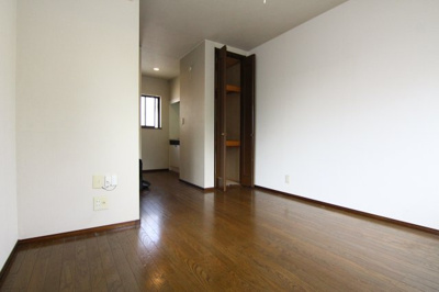 【洋室】 | ハウス岩城