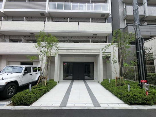 【エントランス】