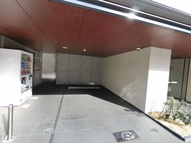 【エントランス】