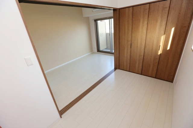 【洋室】 | エールグラン吹田片山町