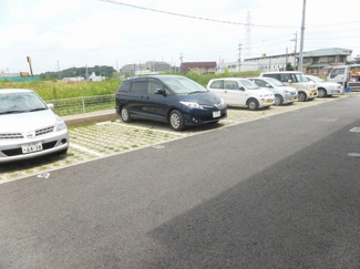 【駐車場】