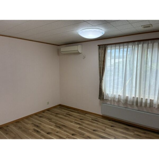 【洋室】 | 山の手一条8丁目　戸建