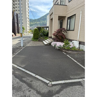 【駐車場】 | 山の手一条8丁目　戸建