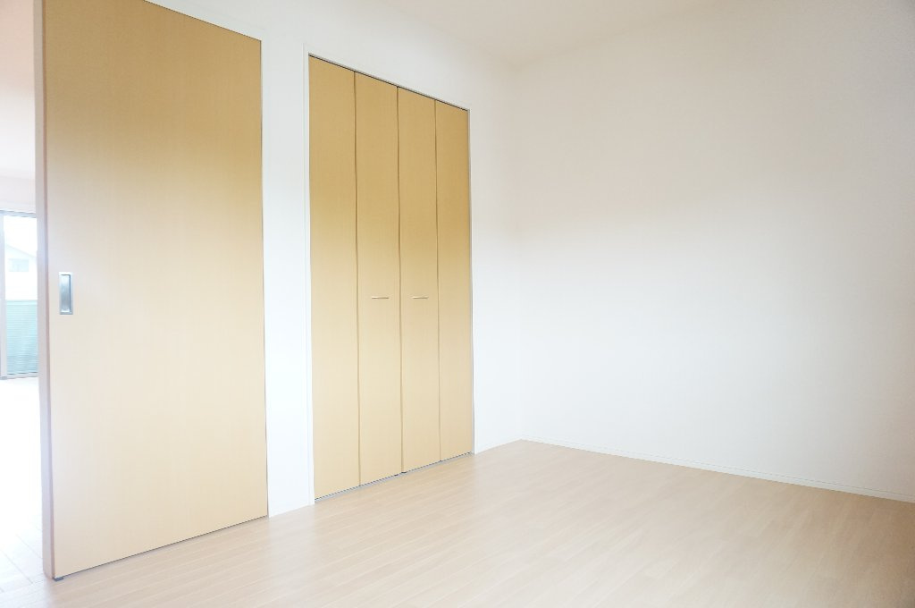 熊本市東区小山２丁目のアパートの寝室