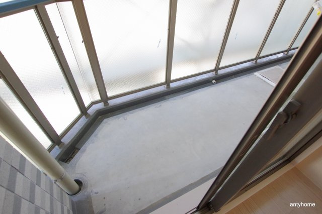 エスリード中之島ザ・コア　仲介手数料無料のバルコニー