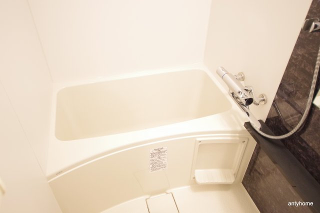 エスリード中之島ザ・コア　仲介手数料無料の浴室