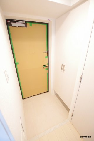 エスリード中之島ザ・コア　仲介手数料無料の玄関