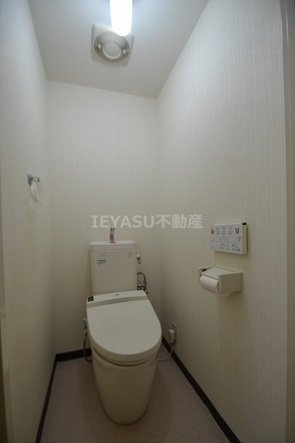コープ野村上幟町のトイレ