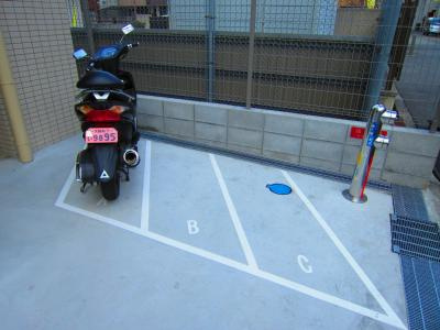 エルミタージュ難波南Ⅶのその他共用部分|バイク置き場