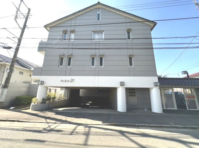 【外観】 | キャラット２１ | 地下駐車場の入口