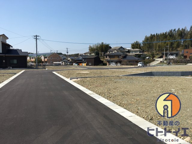 YKタウン吉田分譲地の外観