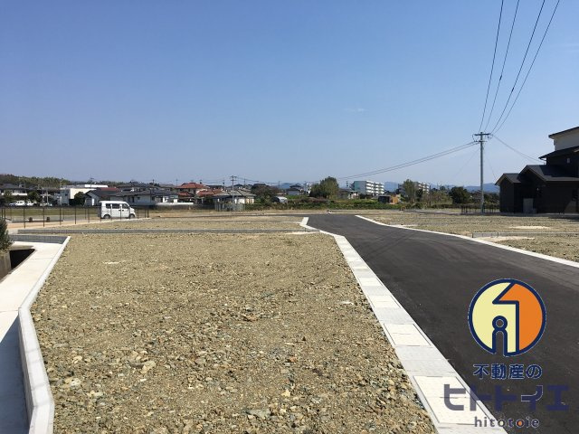 YKタウン吉田分譲地の外観
