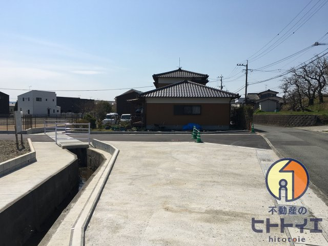 YKタウン吉田分譲地の外観