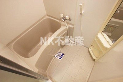 【浴室】 | コンフォートエヌズ（吉田賃貸） | ゆったり過ごせるお風呂です