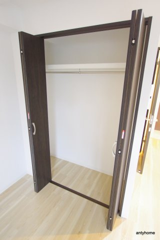 NAKAZAKI　NO.66　仲介手数料無料の収納
