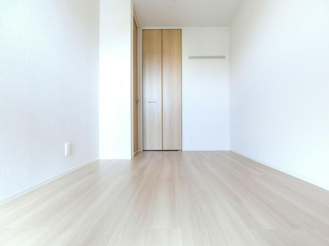クリスタルハイツ原山台の子供部屋