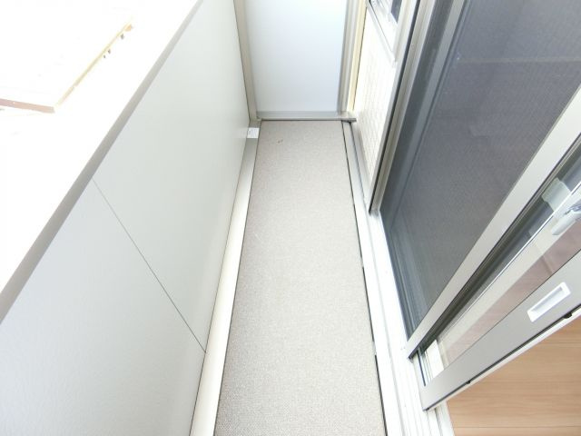 クリスタルハイツ原山台のバルコニー