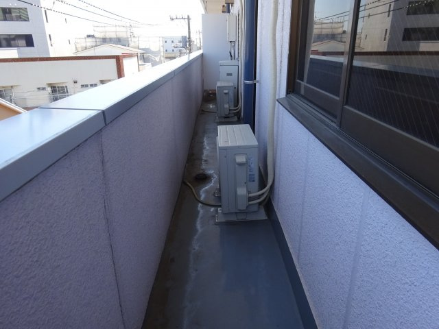 クレドハイツ小岩のバルコニー