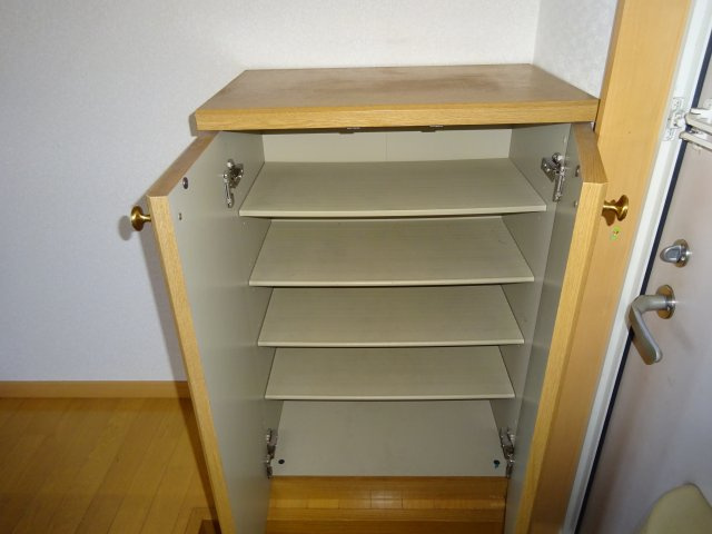 クレドハイツ小岩の玄関