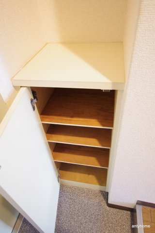 グランシャトー　仲介手数料無料の収納