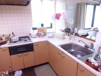 【キッチン】 | 安中市松井田町行田　中古戸建 | カウンターキッチンからリビングが見渡せるので、小さなお子様の様子を見ながら料理ができます♪ 