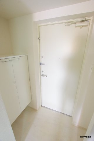 セスト新大阪　仲介手数料無料の玄関