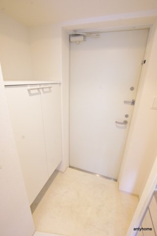 セスト新大阪　仲介手数料無料の玄関