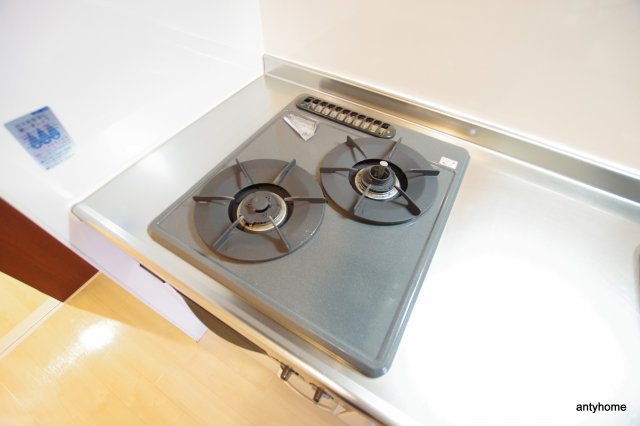 ルクレ新大阪レジデンス　仲介手数料無料のキッチン