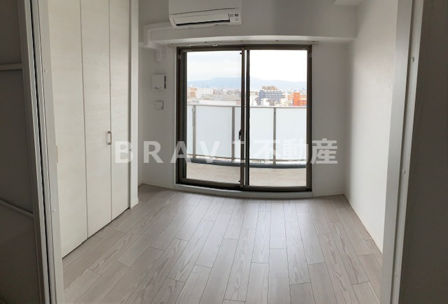 アーバネックス真田山　BRAVI不動産の寝室|【アーバネックス真田山】落ち着いて過ごせるお部屋なので、寝室にいかがでしょうか