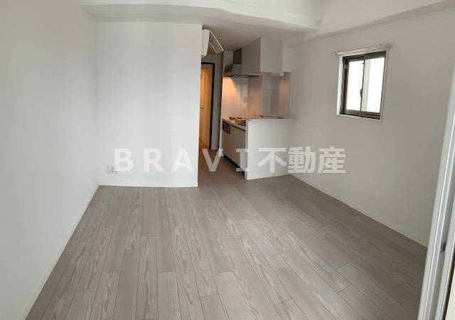 アーバネックス真田山　BRAVI不動産の居間・リビング|【アーバネックス真田山】おしゃれなリビングです