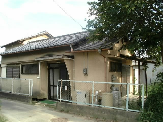 中島貸家の外観