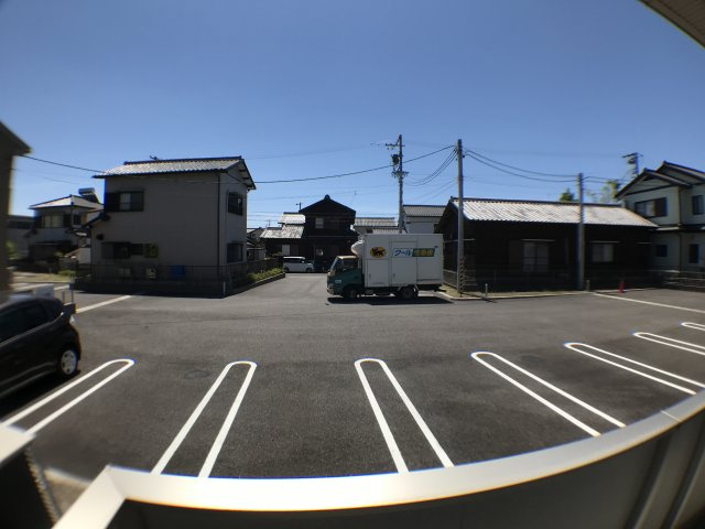 パークハウス常滑　B棟の駐車場