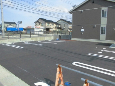 【駐車場】 | コージーハウス | 駐車スペースもあります