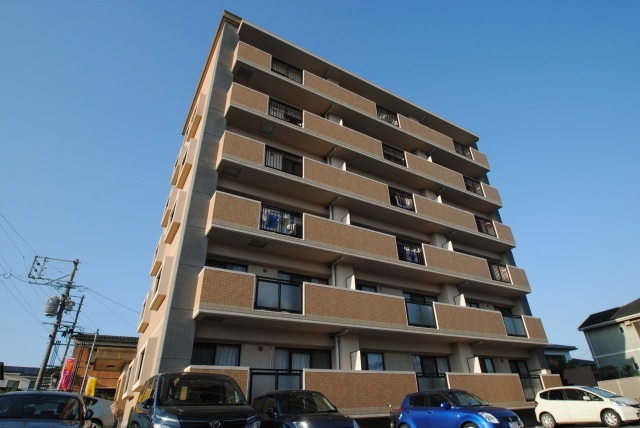 グリーンヒル櫛原の外観