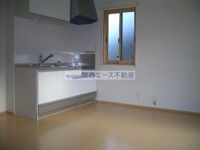 【居間・リビング】 | メルベーユ高井田