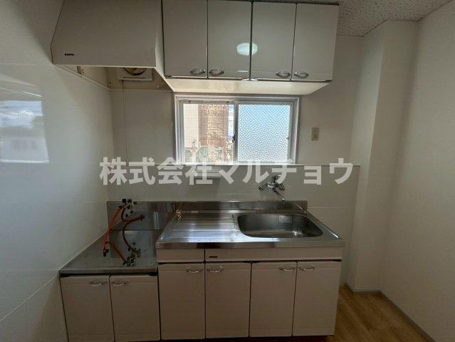 あすなろマンションのキッチン|使いやすいキッチンです