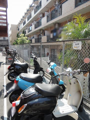 【その他共用部分】 | ライオンズマンション金沢文庫 | バイク置場。