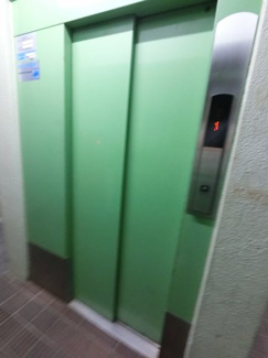 【その他共用部分】 | 3階部分ですがエレベーターがあるので楽々です♪