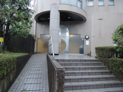 【エントランス】 | モアクレスト金沢文庫 | 京急本線「金沢文庫」駅バス8分「白山道公園」停歩5分。