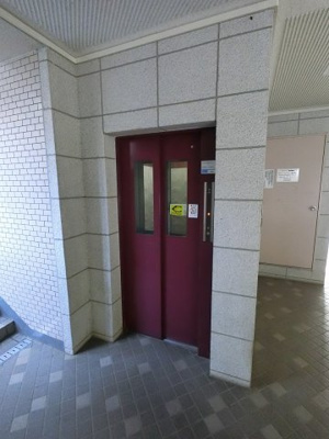 【その他共用部分】 | エンゼルハイム日吉第3 | お買い物時やベビーカーの出し入れに便利なエレベーター付。