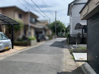 【前面道路含む現地写真】