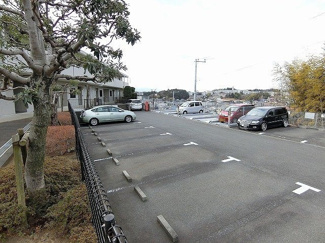 【駐車場】 | いつでも目の届く敷地内に駐車場があります♪お車をお持ちのファミリーさんにオススメです☆