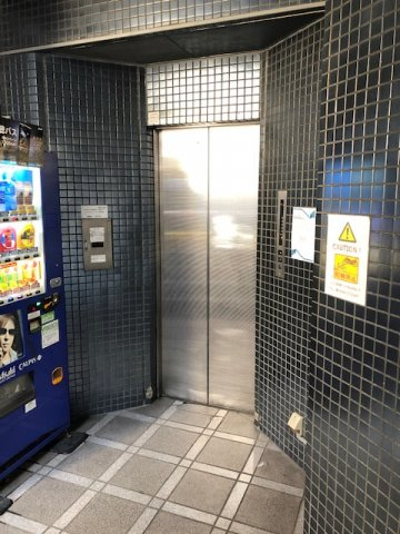 豊島区北大塚２丁目の店舗一部