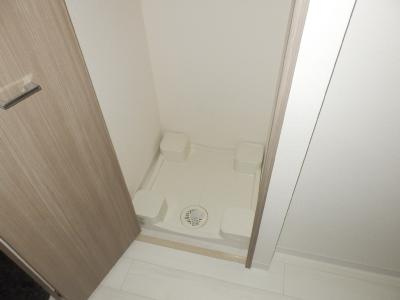 プレサンス京都四条大宮の設備|室内洗濯機置き場