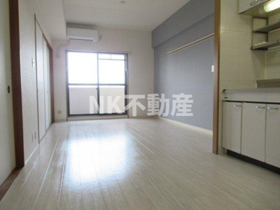 【居間・リビング】 | アンドユーイワキ東大阪（長田賃貸） | おしゃれな居間です