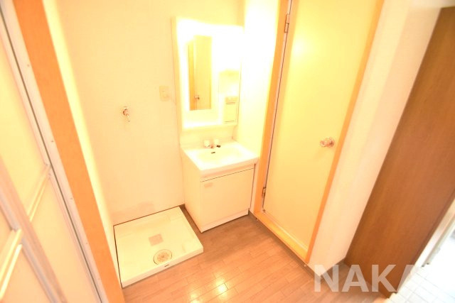 【洗面所】 | 脱衣スペースもあります