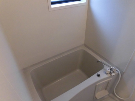 フォンテーヌ【キャッシュバック対象物件】の浴室|落ち着いた空間のお風呂です