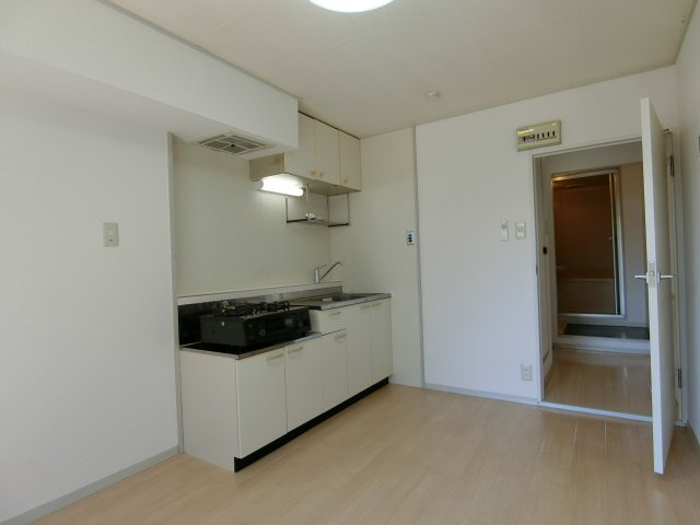 グランドール三柳Ⅰの居間・リビング