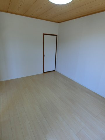 グランドール三柳Ⅰの洋室